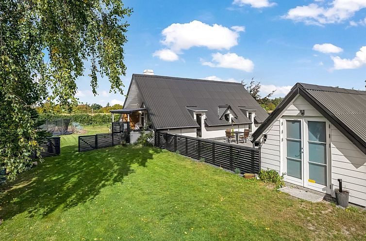 Vakantiehuis "Milutin" - 650m from the sea