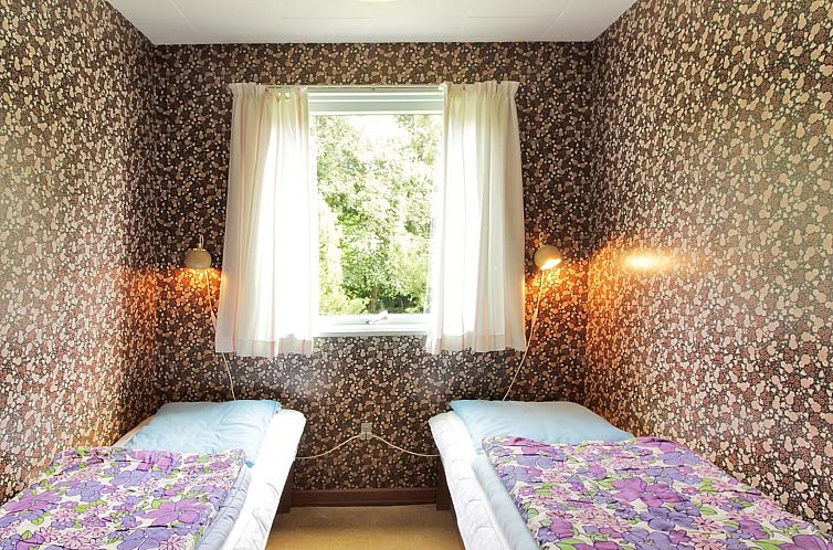 Vakantiehuis "Milutin" - 650m from the sea