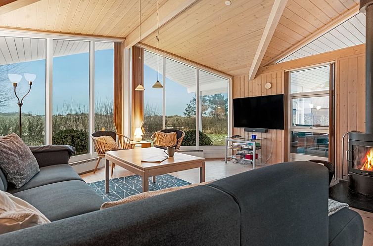 Vakantiehuis "Manko" - 400m from the sea