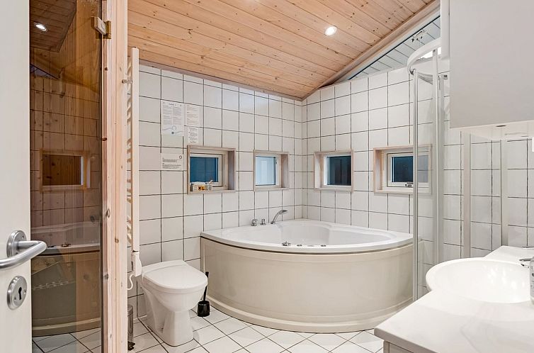 Vakantiehuis "Manko" - 400m from the sea