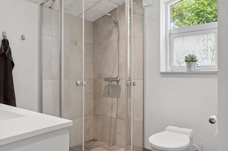 Vakantiehuis "Oiva" - 450m from the sea