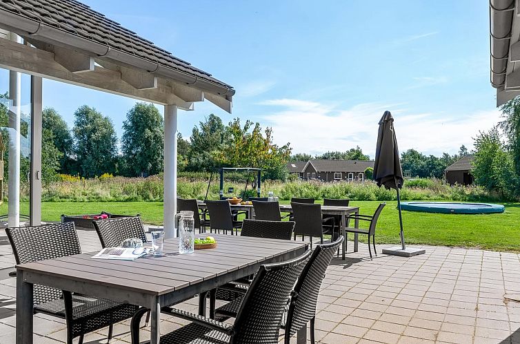 Vakantiehuis "Jurgis" - 900m from the sea