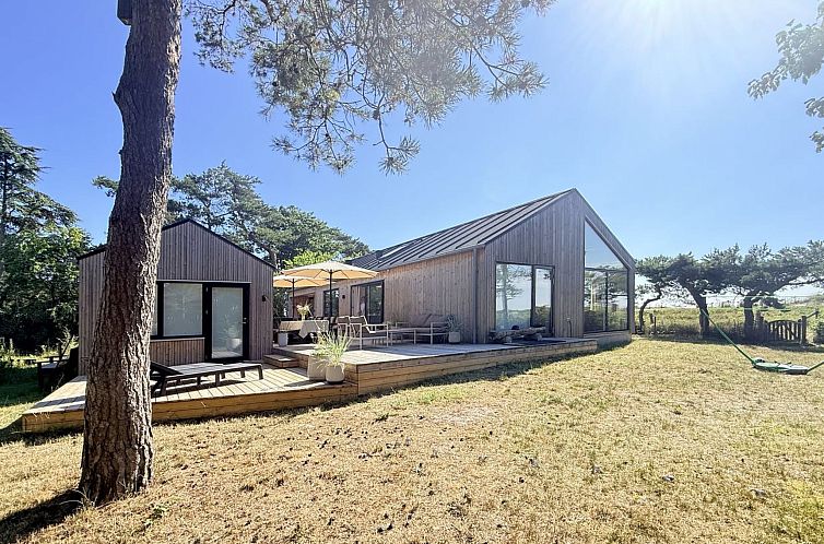 Vakantiehuis "Agda" - 100m from the sea