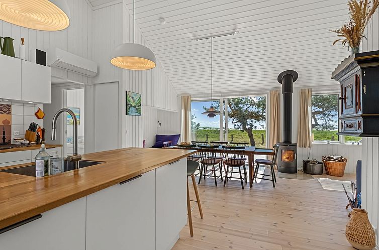 Vakantiehuis "Agda" - 100m from the sea