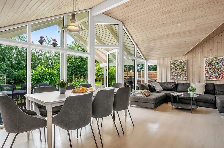 Vakantiehuis "Mika" - 800m from the sea