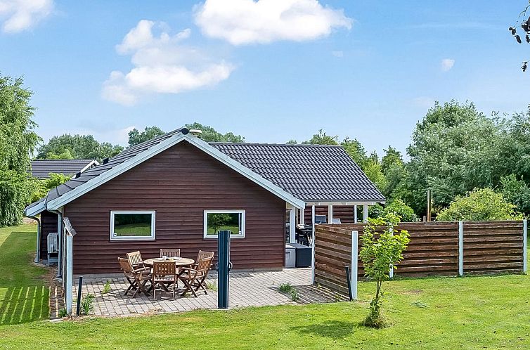 Vakantiehuis "Mika" - 800m from the sea