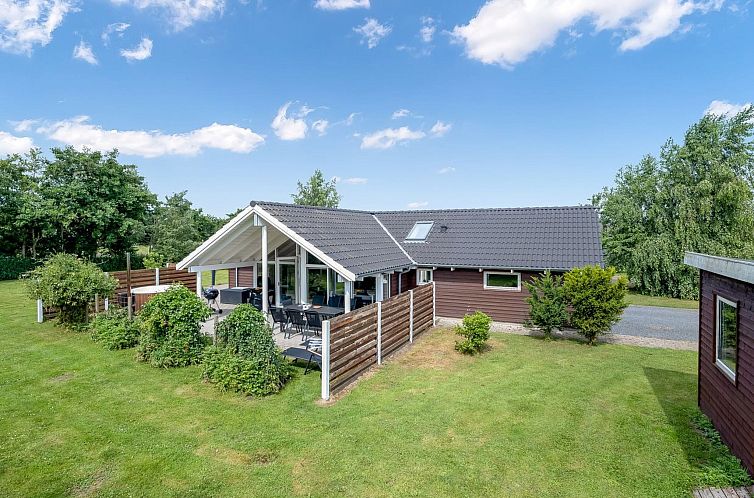 Vakantiehuis "Mika" - 800m from the sea