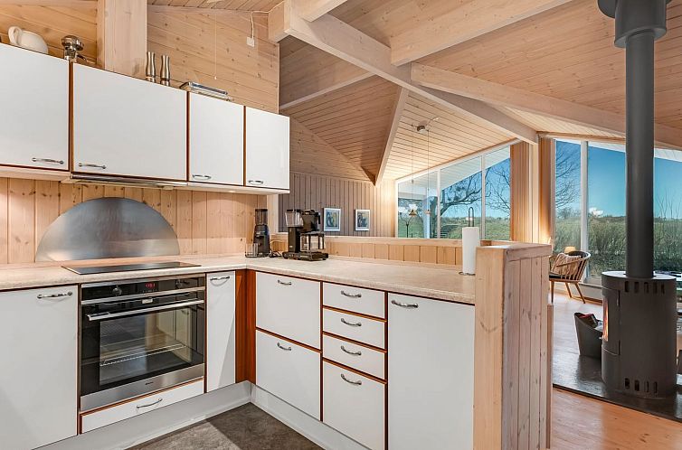 Vakantiehuis "Litle" - 30m from the sea