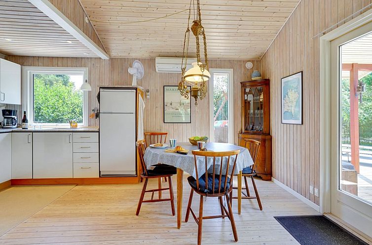 Vakantiehuis "Mile" - 260m from the sea