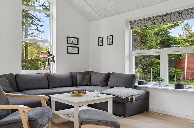 Vakantiehuis "Oiva" - 450m from the sea