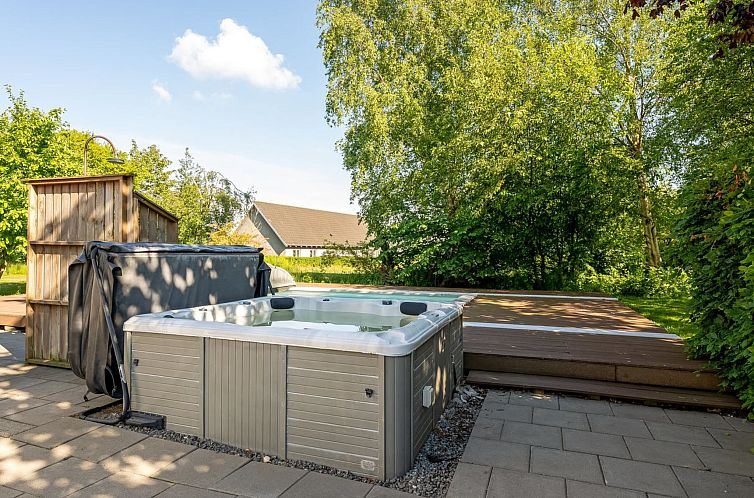 Vakantiehuis "Thorward" - 1.5km from the sea