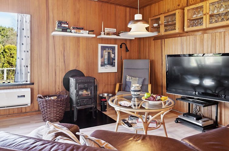 Vakantiehuis "Frode" - 400m from the sea