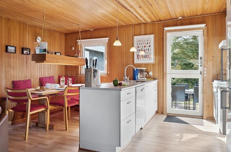 Vakantiehuis "Frode" - 400m from the sea