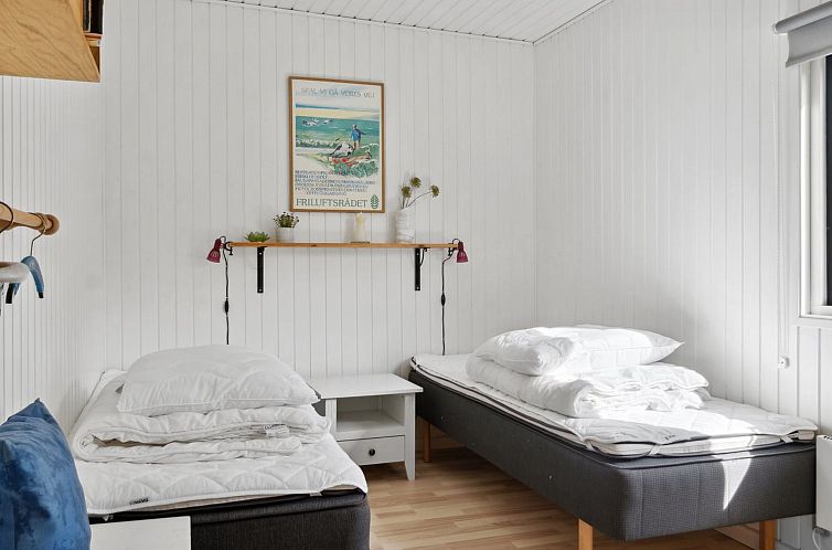 Vakantiehuis "Frode" - 400m from the sea