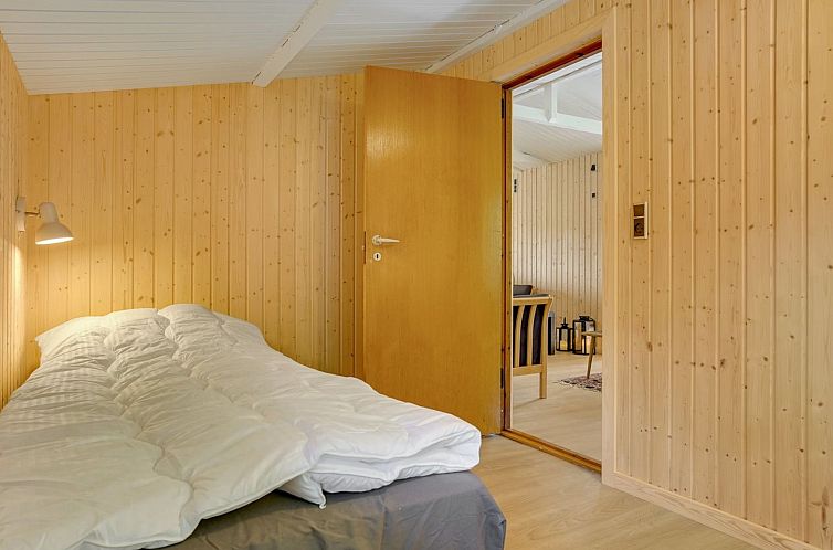 Vakantiehuis "Ilari" - 280m from the sea