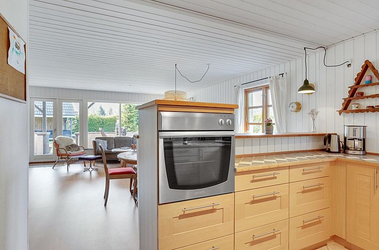 Vakantiehuis "Annegret" - 250m from the sea