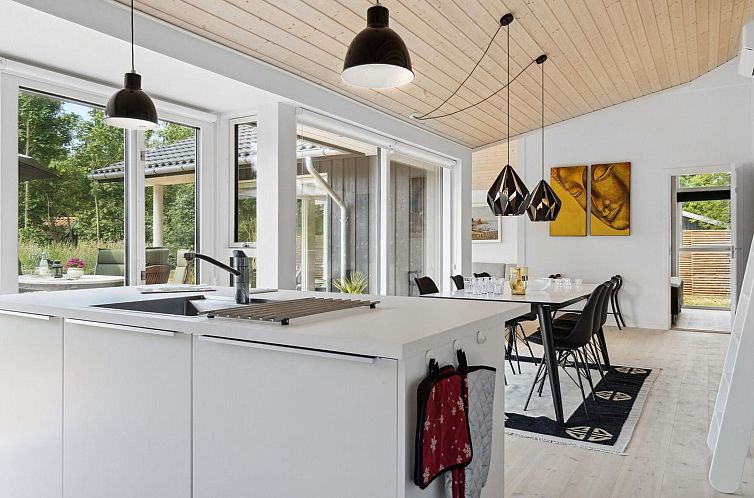 Vakantiehuis "Elin" - 200m from the sea