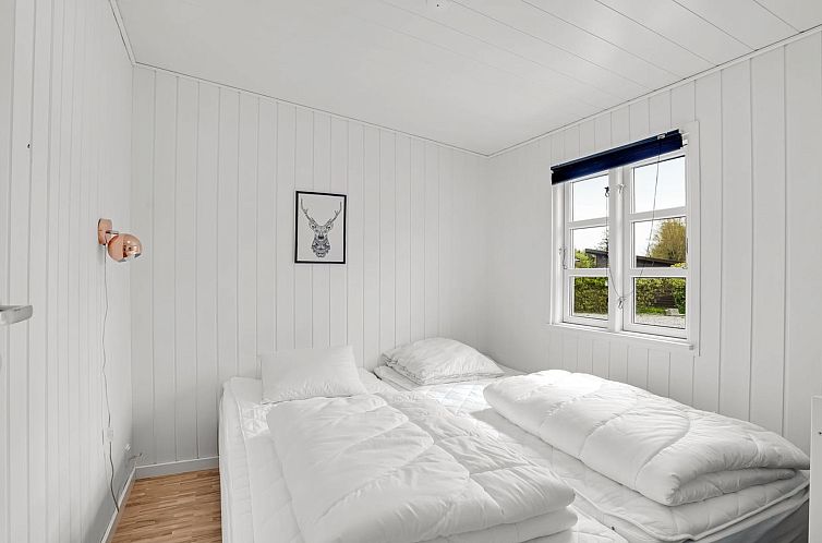 Vakantiehuis "Merilin" - 300m from the sea
