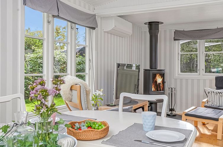Vakantiehuis "Fernandine" - 400m from the sea