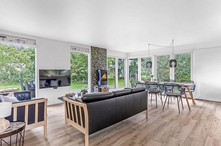 Vakantiehuis "Litle" - 30m from the sea