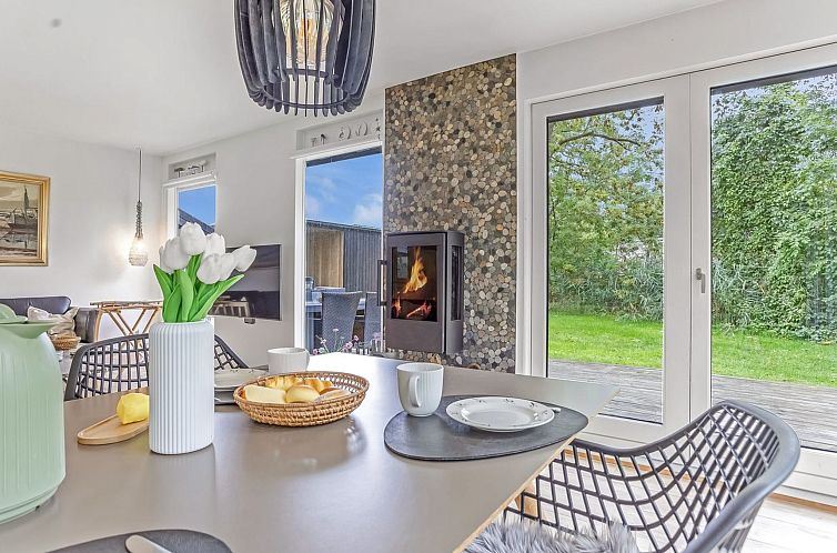 Vakantiehuis "Litle" - 30m from the sea