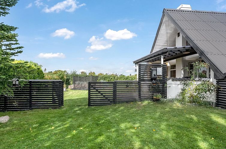 Vakantiehuis "Milutin" - 650m from the sea