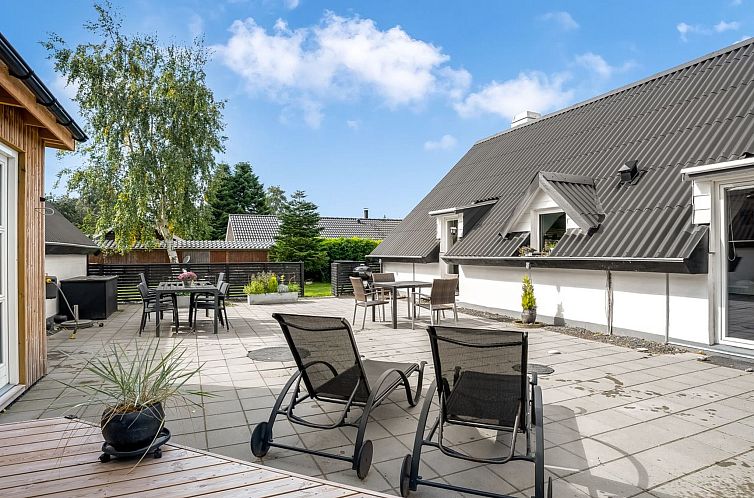 Vakantiehuis "Milutin" - 650m from the sea