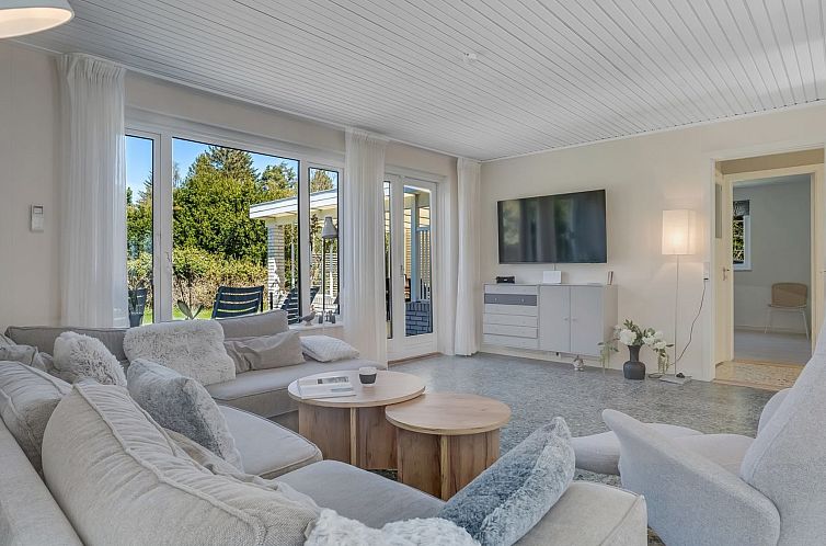 Vakantiehuis "Ileana" - 250m from the sea