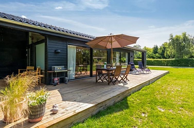 Vakantiehuis "Mareike" - 200m from the sea