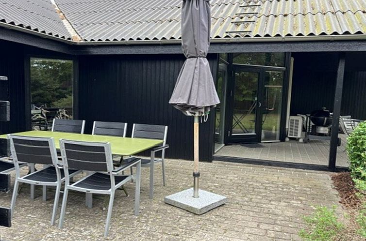 Vakantiehuis "Gjorgjija" - 50m from the sea