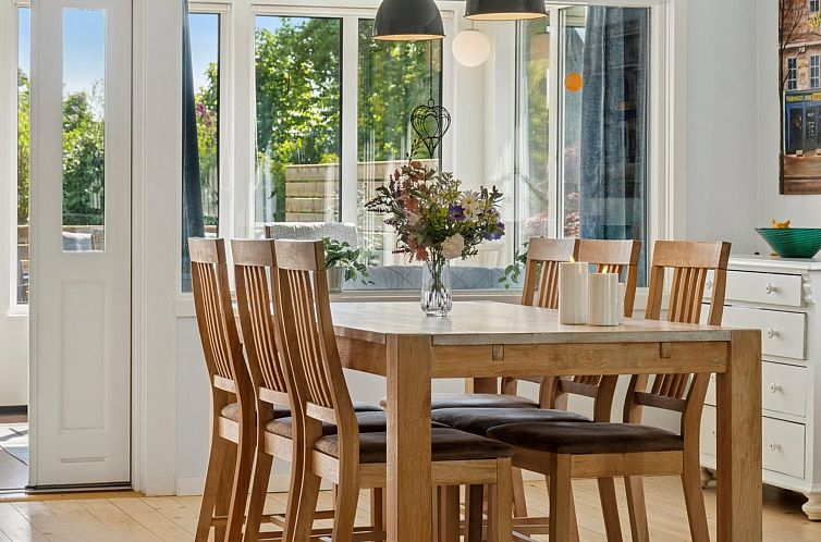 Vakantiehuis "Ømund" - 600m to the fjord