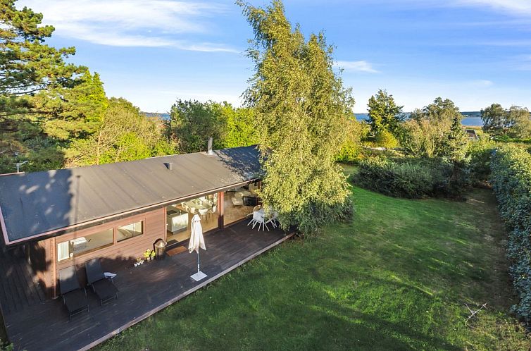 Vakantiehuis "Erikka" - 300m to the fjord
