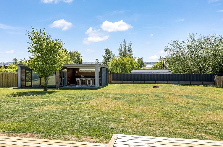 Vakantiehuis "Edvia" - 200m to the fjord