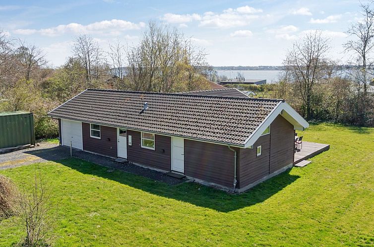 Vakantiehuis "Lauren" - 200m to the fjord