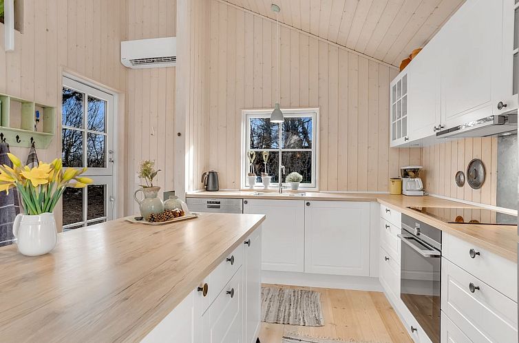 Vakantiehuis "Preben" - 50m from the sea