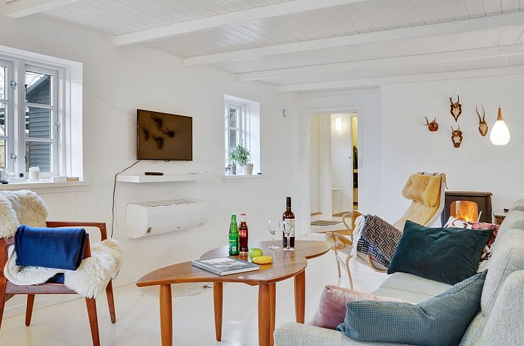 Vakantiehuis "Sibo" - 1.5km from the sea