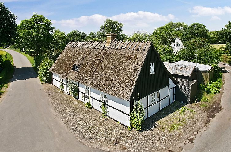 Vakantiehuis "Sibo" - 1.5km from the sea