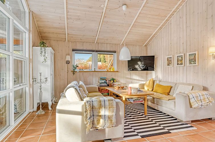 Vakantiehuis "Wyanet" - 600m from the sea