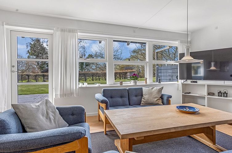 Vakantiehuis "Prohor" - 150m from the sea