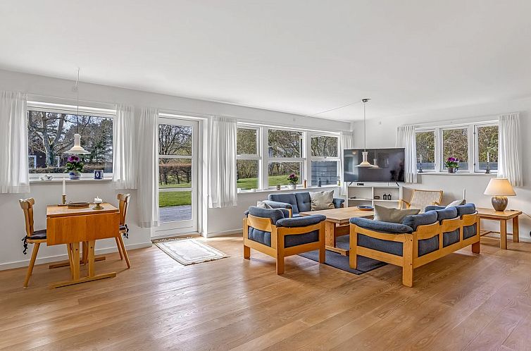 Vakantiehuis "Prohor" - 150m from the sea