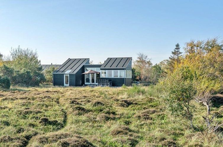 Vakantiehuis "Helin" - 100m from the sea