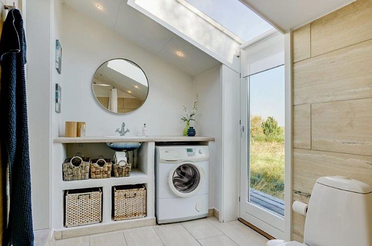 Vakantiehuis "Helin" - 100m from the sea