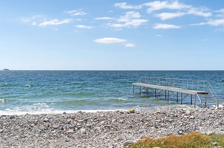 Vakantiehuis "Henrik" - 100m from the sea