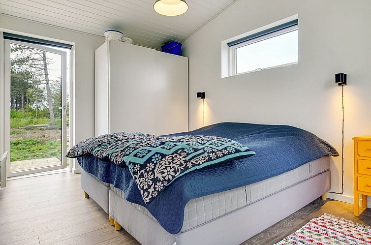 Vakantiehuis "Lisbeth" - 400m from the sea