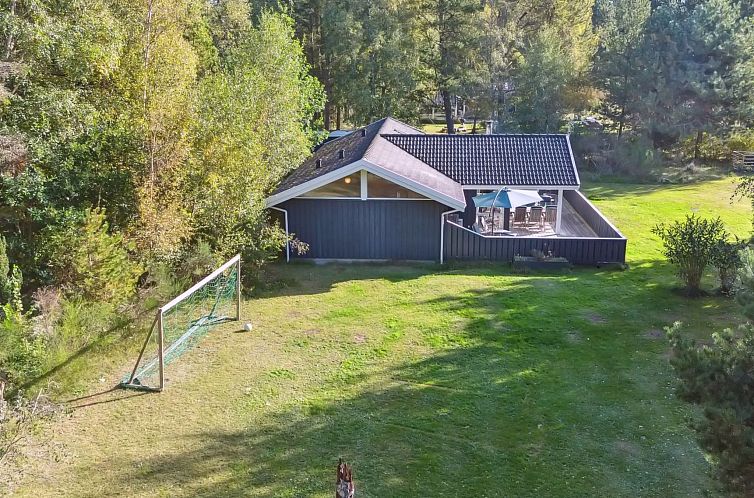 Vakantiehuis "Tyyne" - 250m from the sea