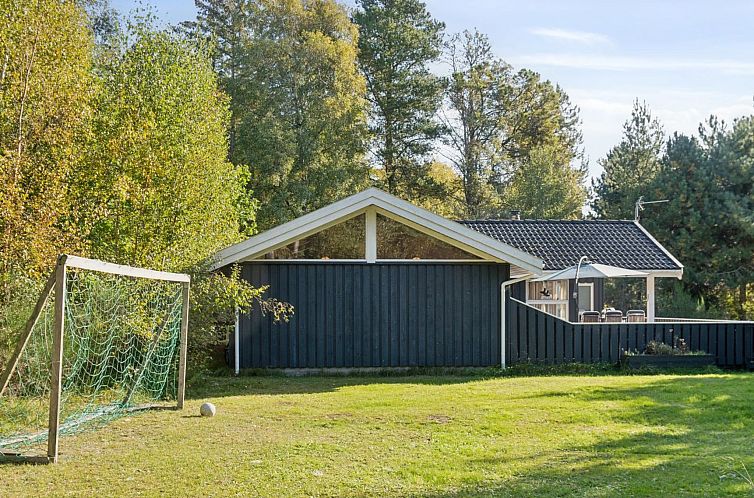 Vakantiehuis "Tyyne" - 250m from the sea