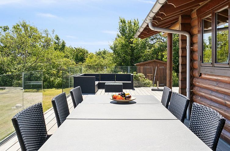 Vakantiehuis "Guthfast" - 50m from the sea