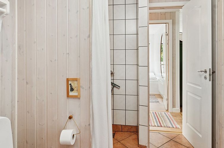 Vakantiehuis "Guthfast" - 50m from the sea