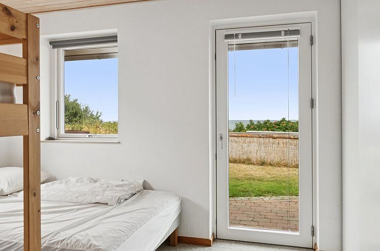 Vakantiehuis "Dzavid" - 50m from the sea