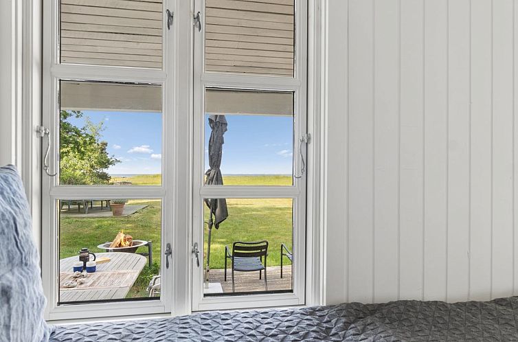 Vakantiehuis "Lavrens" - 300m from the sea